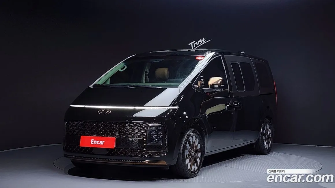 Hyundai Staria