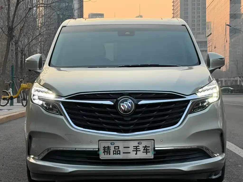 Buick GL8 2022 из CN, фото 3