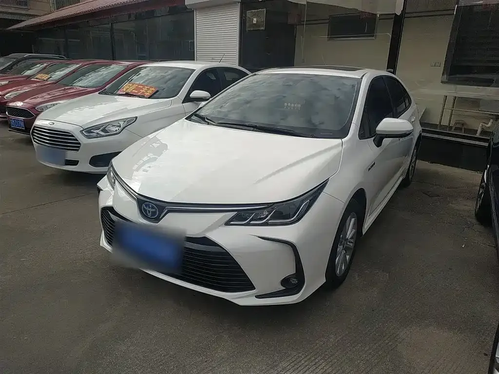 Toyota Corolla 2022 из CN, фото 1
