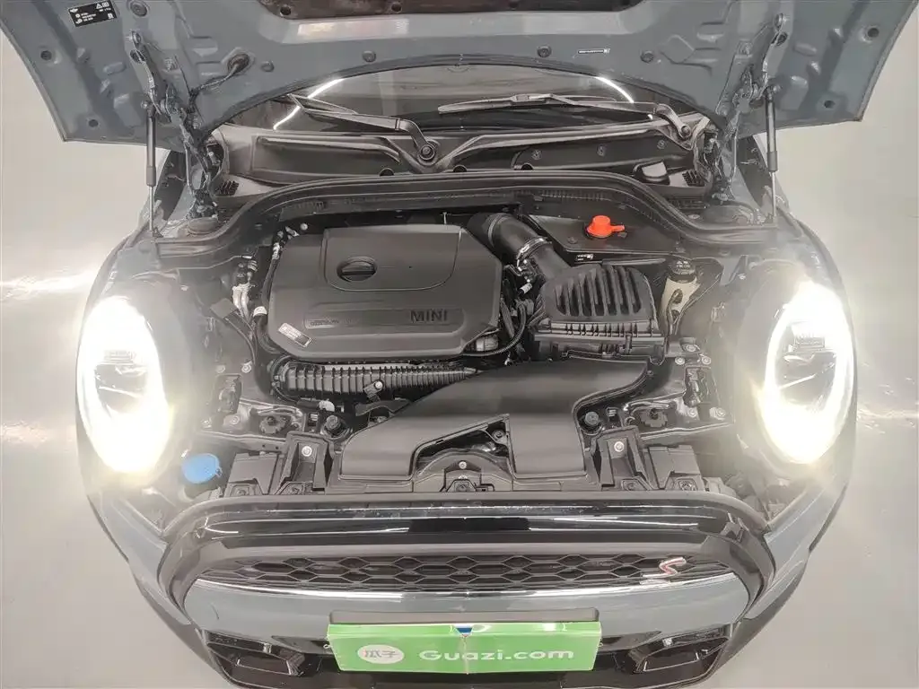 MINI Cooper (3-door) 2023 из CN, фото 6