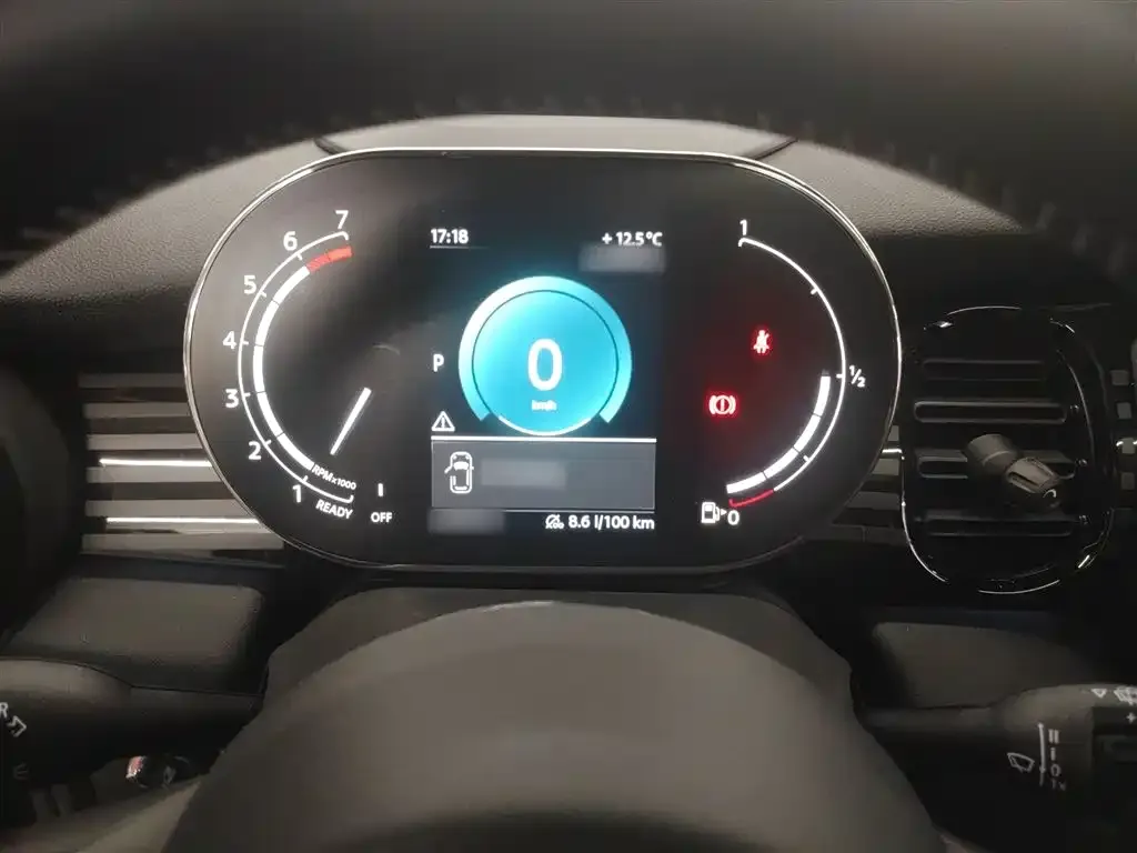 MINI Cooper (3-door) 2023 из CN, фото 3
