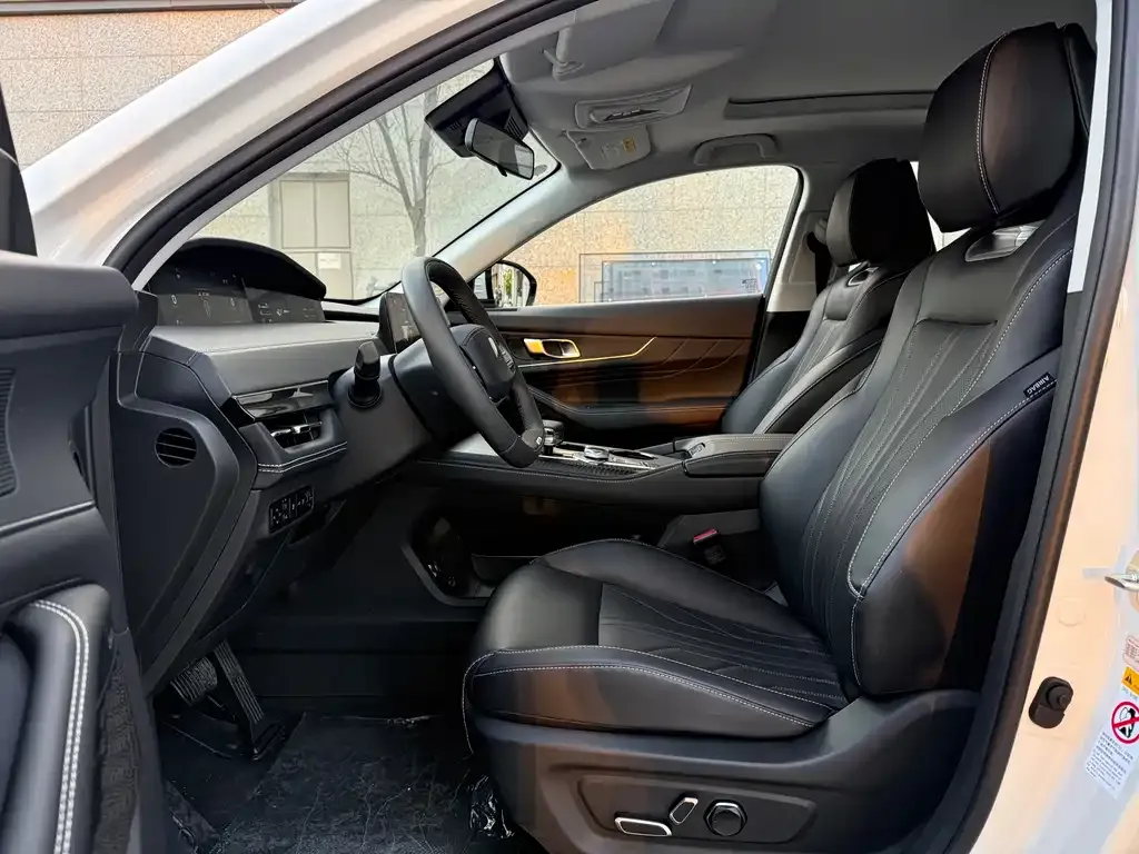 Changan UNI-K iDD 2025 из CN, фото 4
