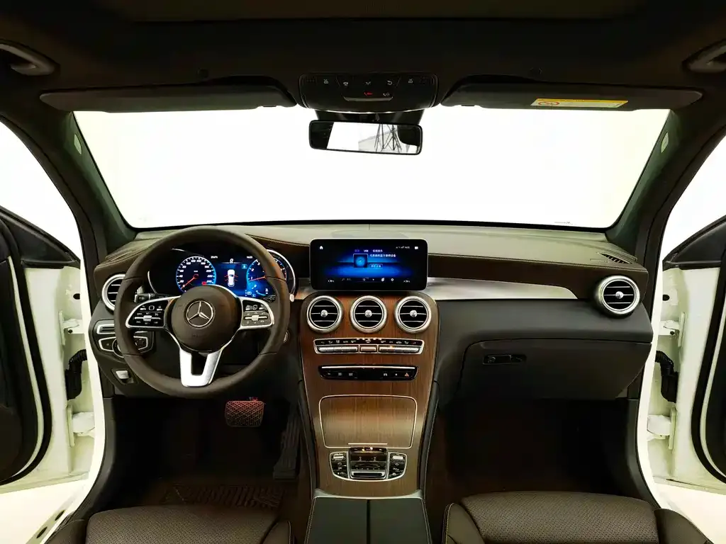 Mercedes-Benz GLC 2021 из CN, фото 6