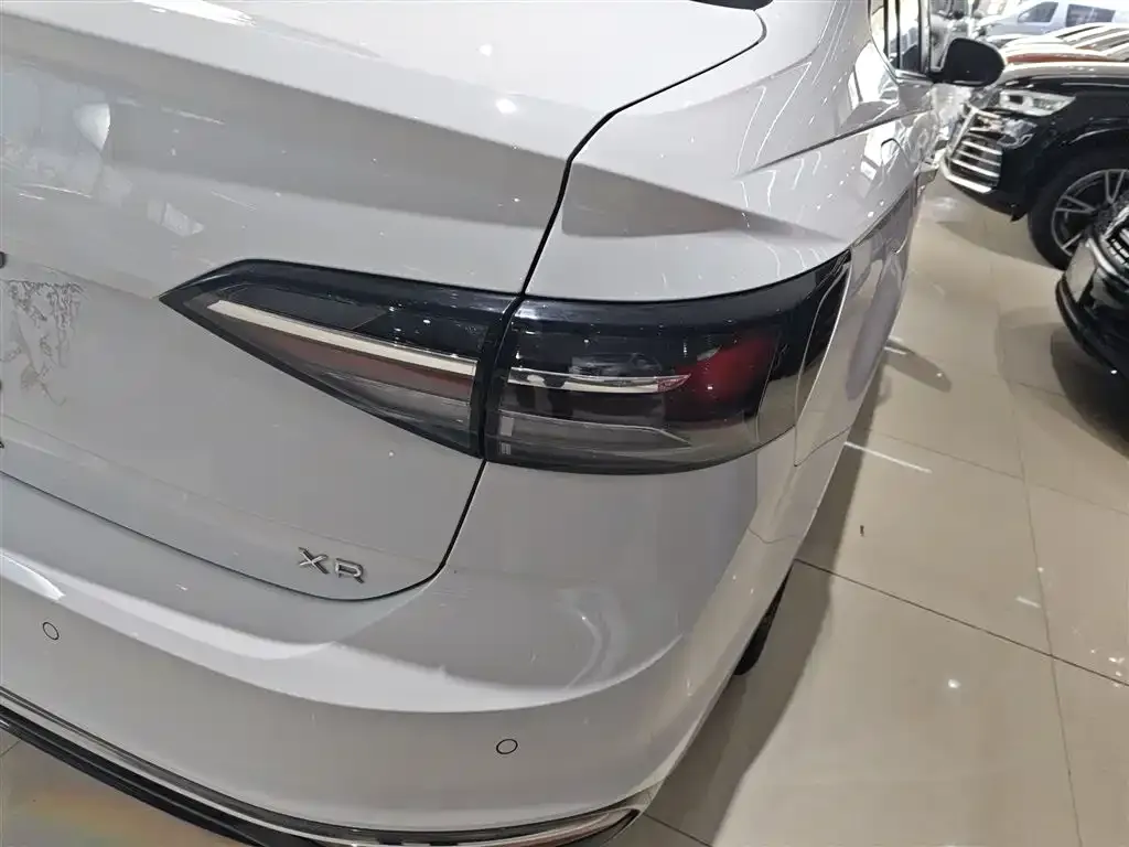 Volkswagen Lavida 2024 из CN, фото 5