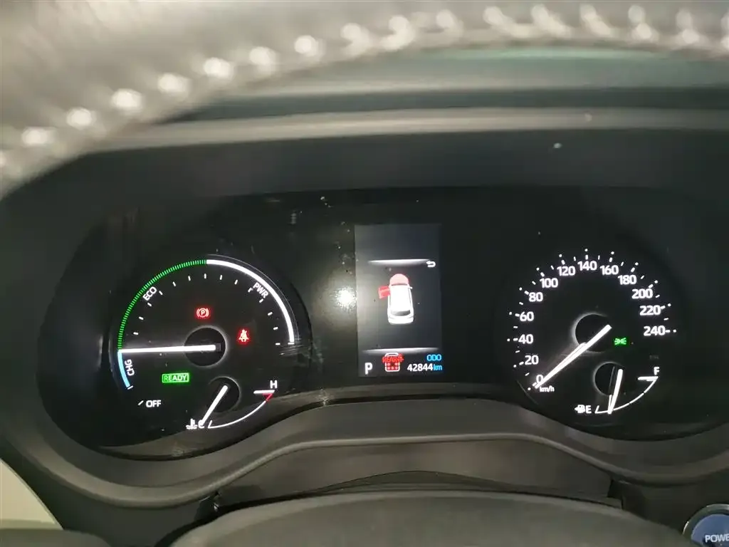Toyota Sienna 2023 из CN, фото 3