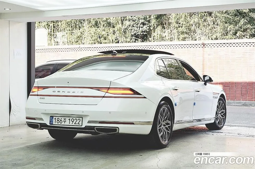 Genesis G90 2023 из KR, фото 3