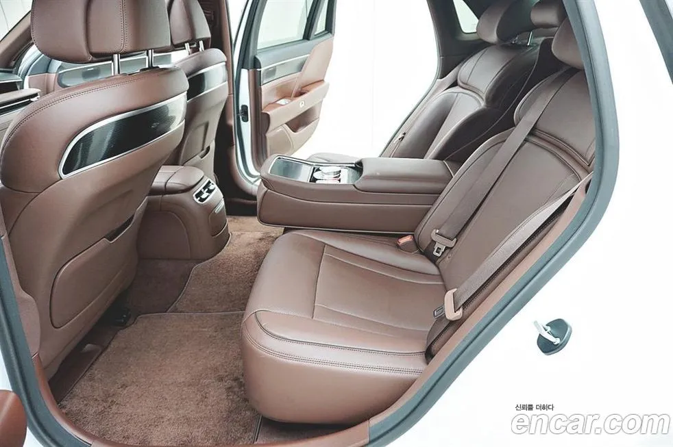 Genesis G90 2023 из KR, фото 8