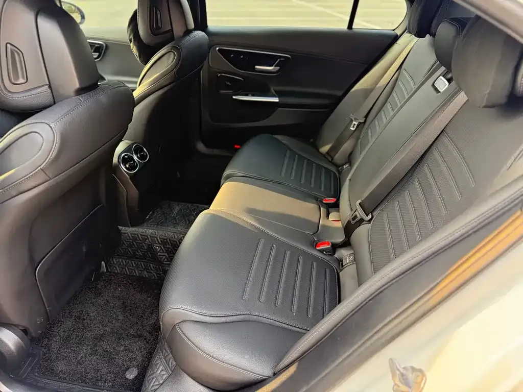 Mercedes-Benz C-Class 2023 из CN, фото 5