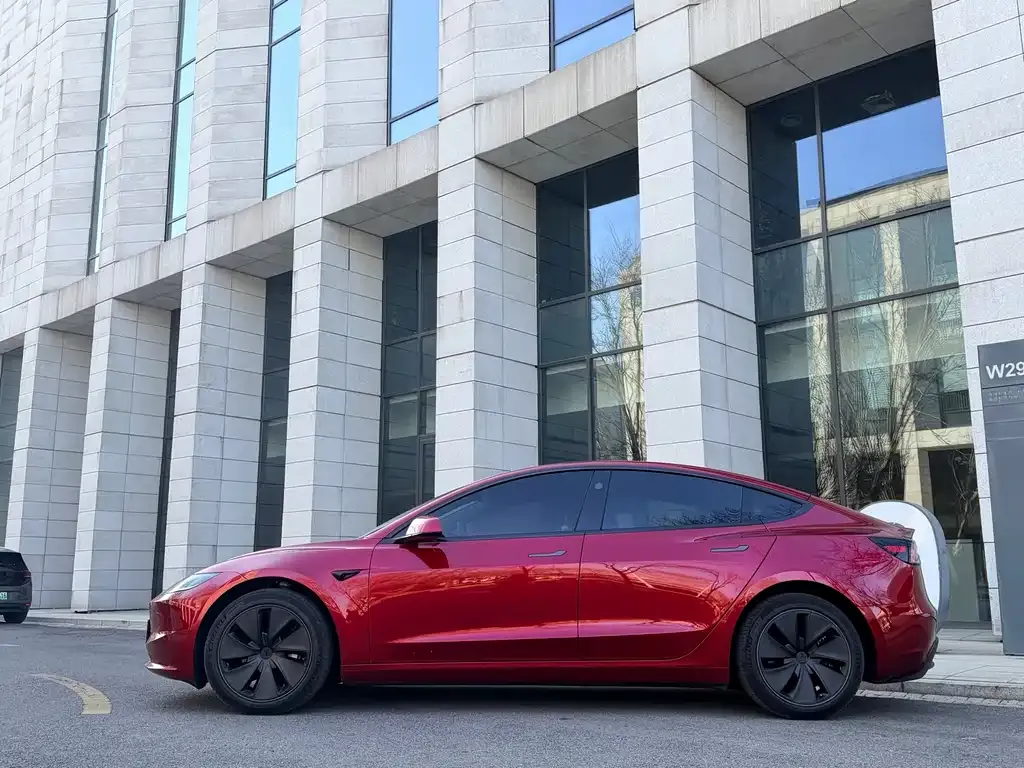 Tesla Model 3 2024 из CN, фото 5