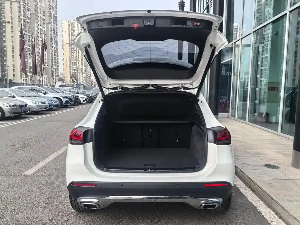 Mercedes-Benz GLA 2023 из CN, фото 8