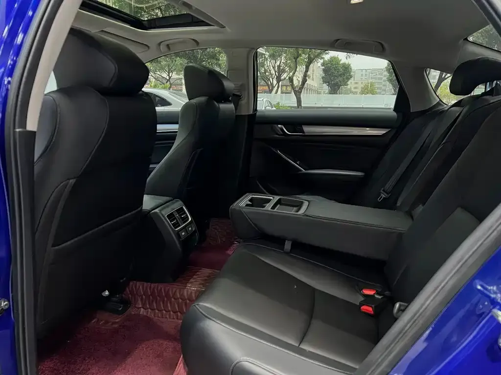 Honda Accord 2022 из CN, фото 7