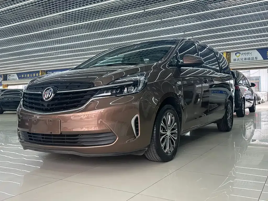 Buick GL8 2021 из CN, фото 1