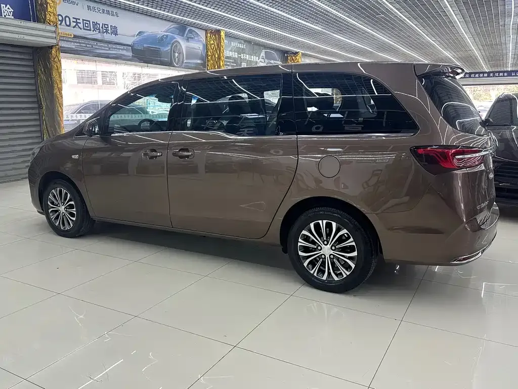 Buick GL8 2021 из CN, фото 5