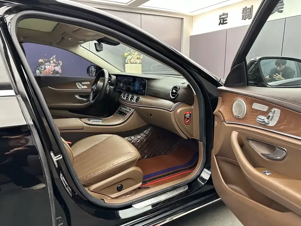 Mercedes-Benz E-Class 2023 из CN, фото 7