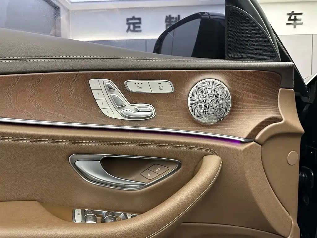 Mercedes-Benz E-Class 2023 из CN, фото 3