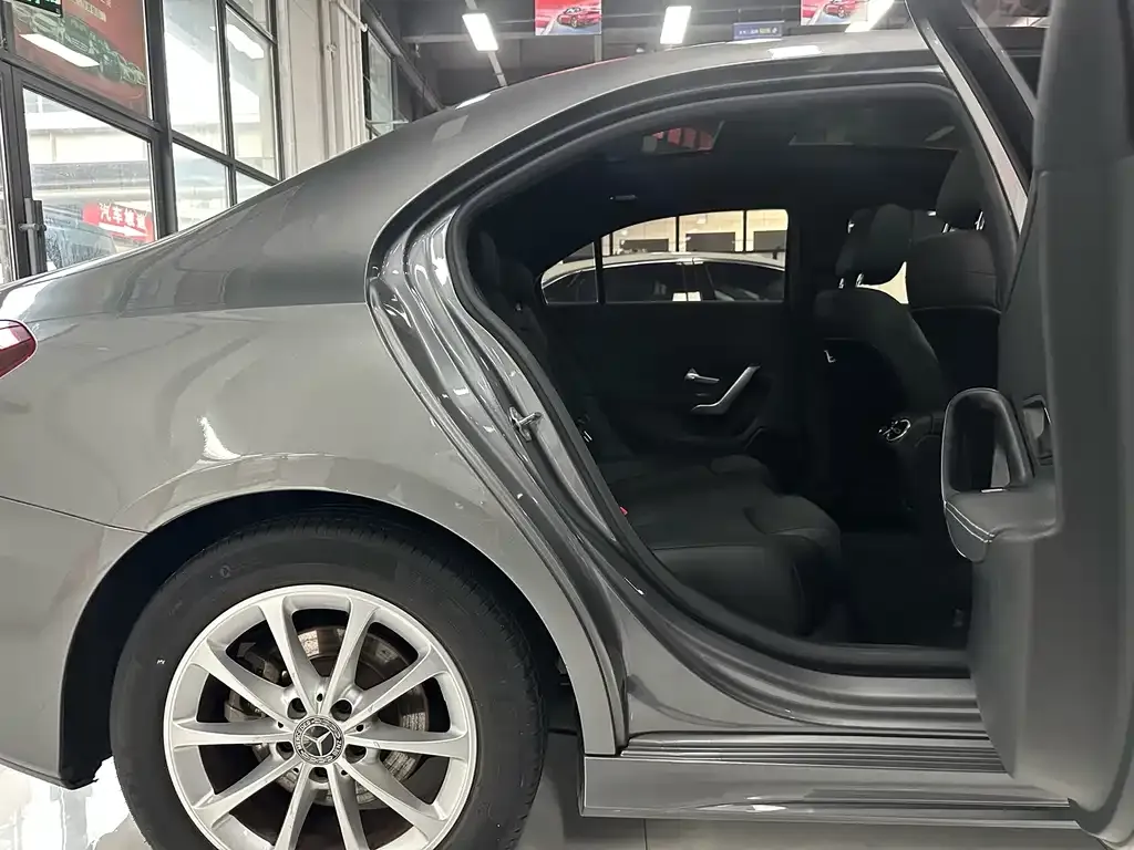 Mercedes-Benz A-Class 2021 из CN, фото 6