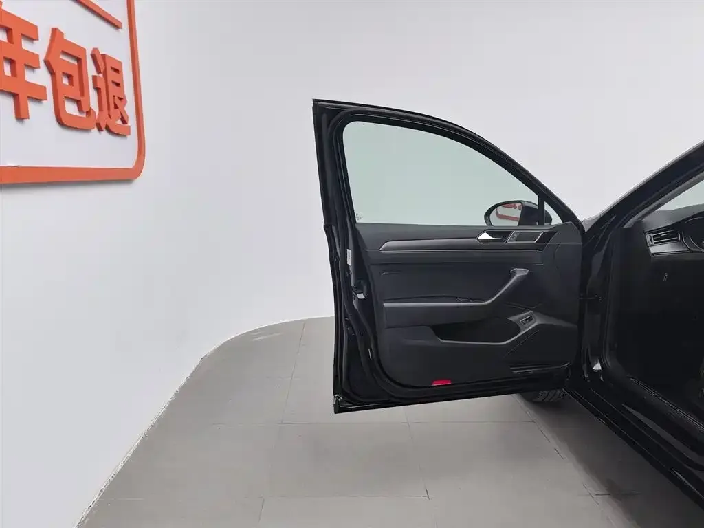 Volkswagen Magotan 2021 из CN, фото 8