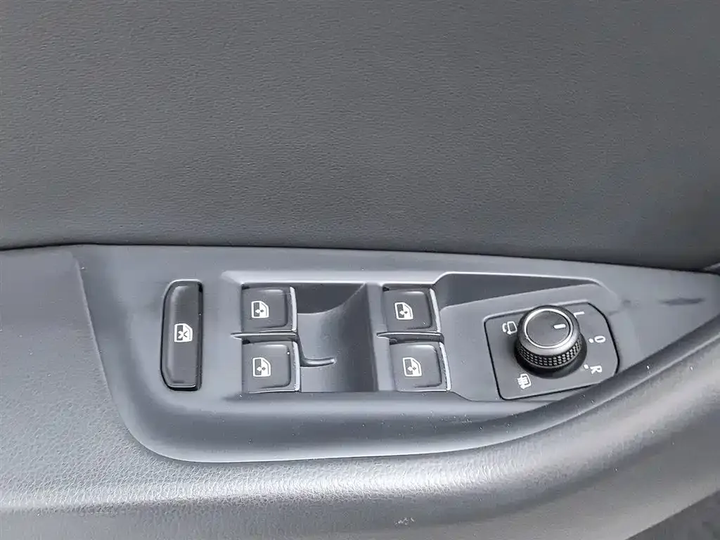 Volkswagen Magotan 2021 из CN, фото 9