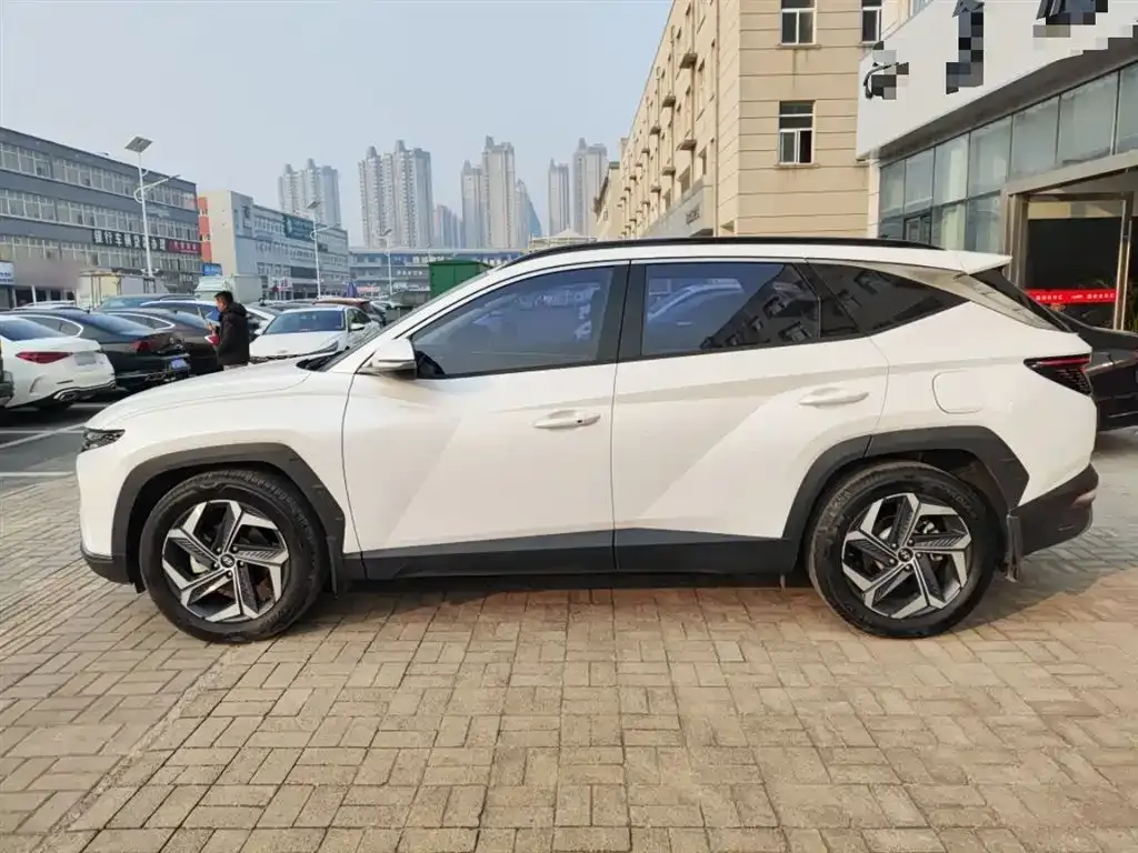 Hyundai Tucson 2023 из CN, фото 5