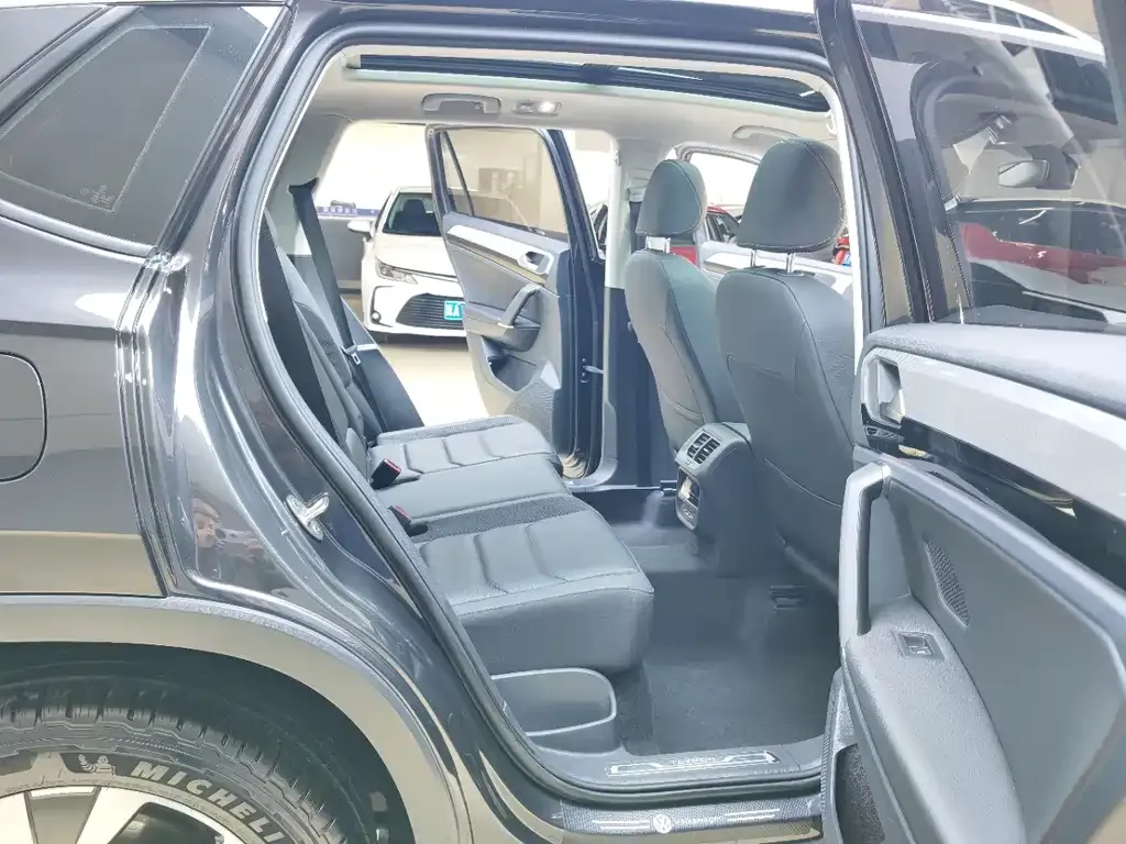 Volkswagen Tayron 2021 из CN, фото 9
