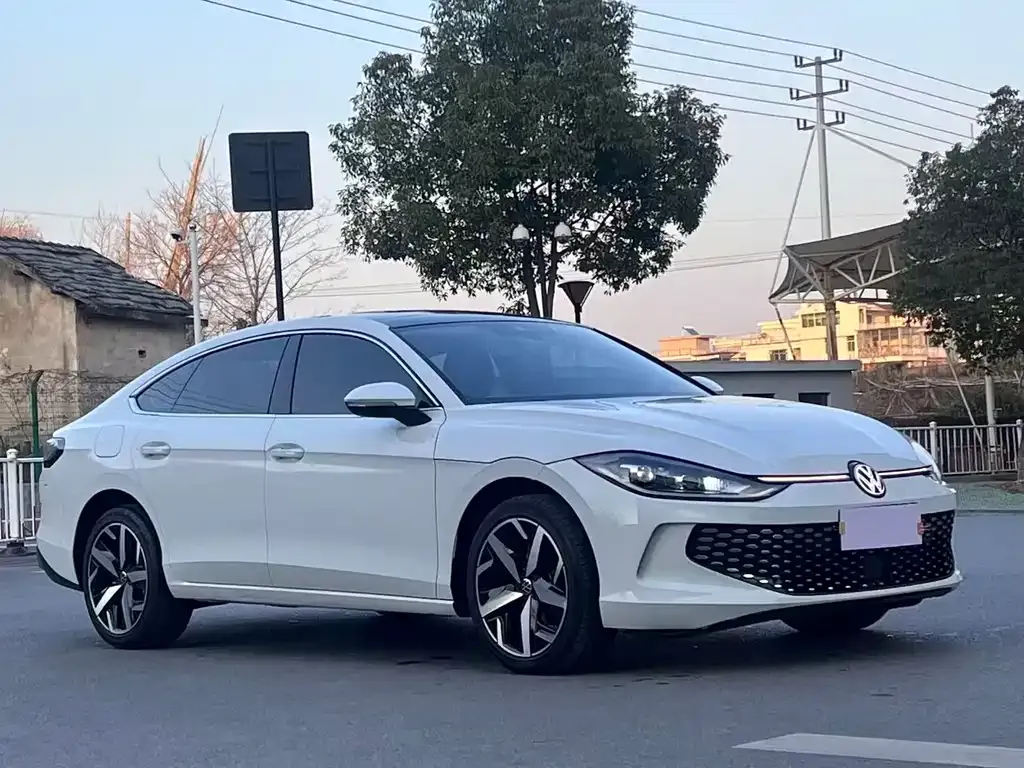 Volkswagen Lamando 2024 из CN, фото 8