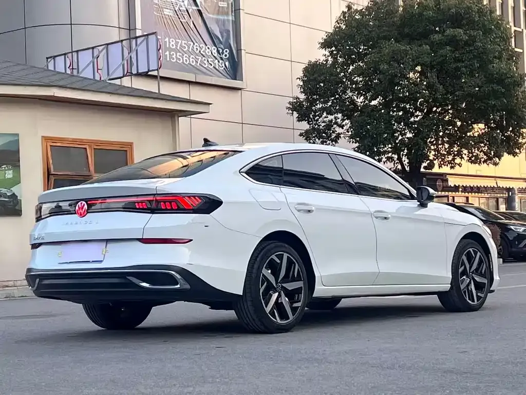 Volkswagen Lamando 2024 из CN, фото 2