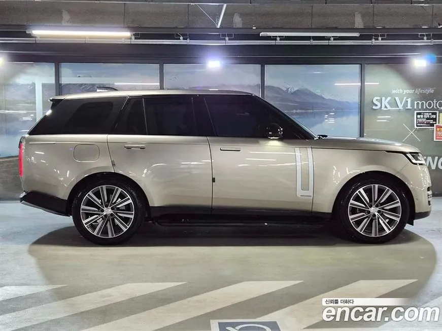 Land Rover Range Rover 2024 из KR, фото 3