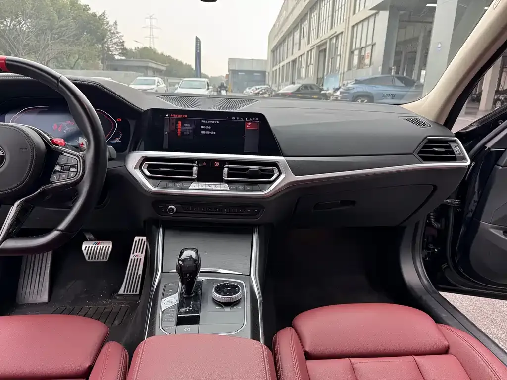 BMW 3 Series 2021 из CN, фото 9