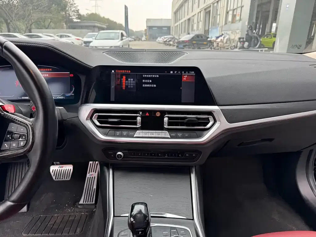 BMW 3 Series 2021 из CN, фото 8