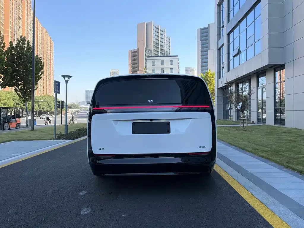 Li Auto MEGA 2025 из CN, фото 6