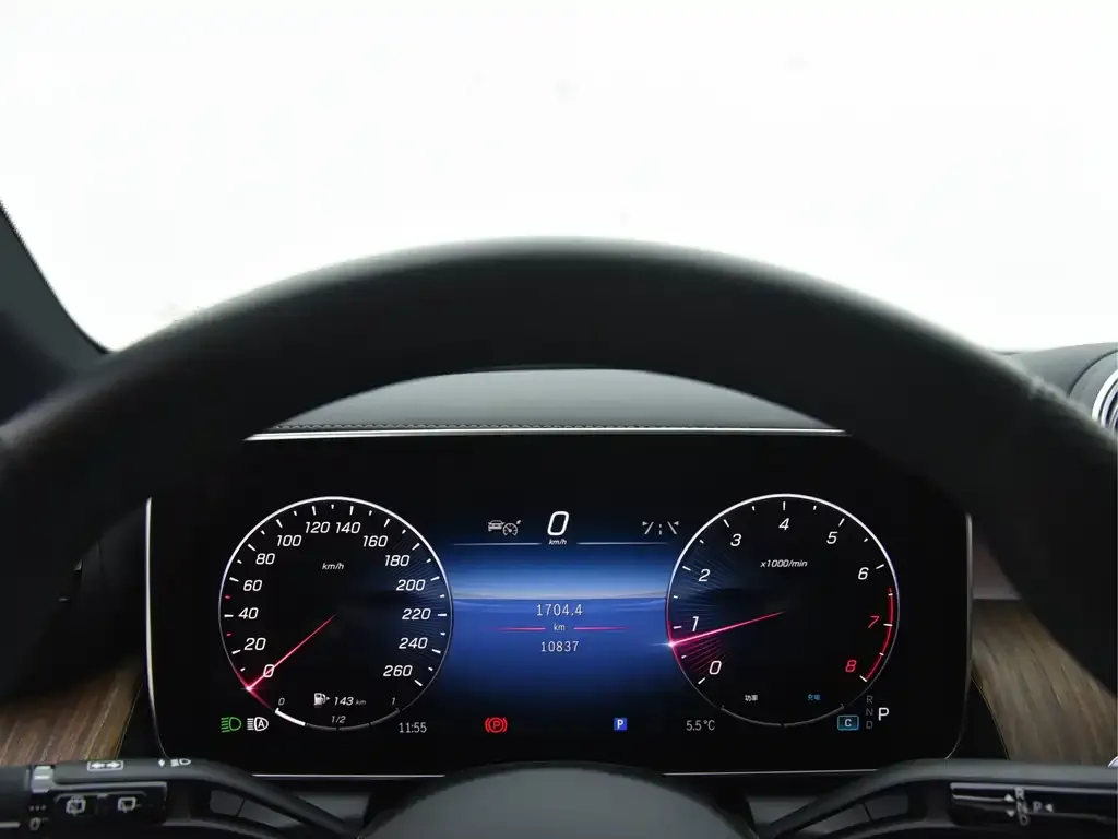Mercedes-Benz GLC 2024 из CN, фото 2