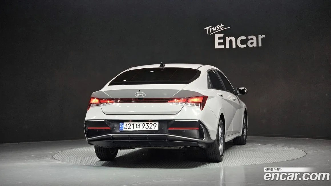 Hyundai AVANTE — фото 6
