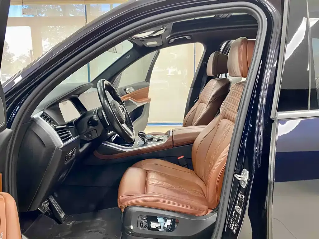 BMW X7 2022 из CN, фото 9