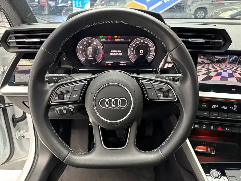 Audi A3 — фото 9
