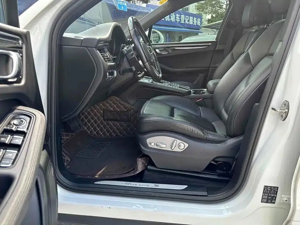 Porsche Macan 2021 из CN, фото 5