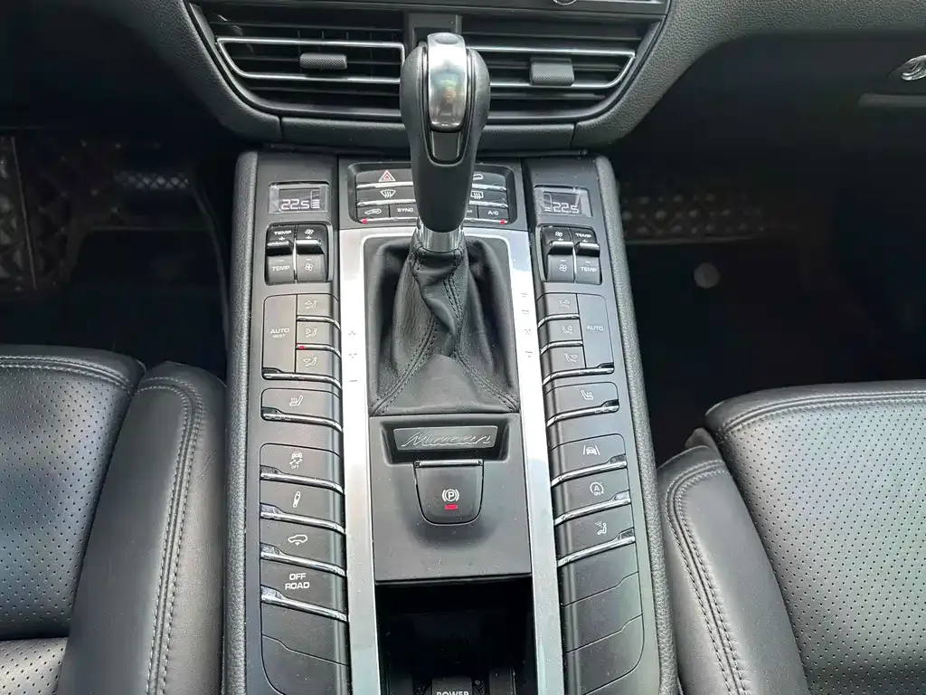 Porsche Macan 2021 из CN, фото 10