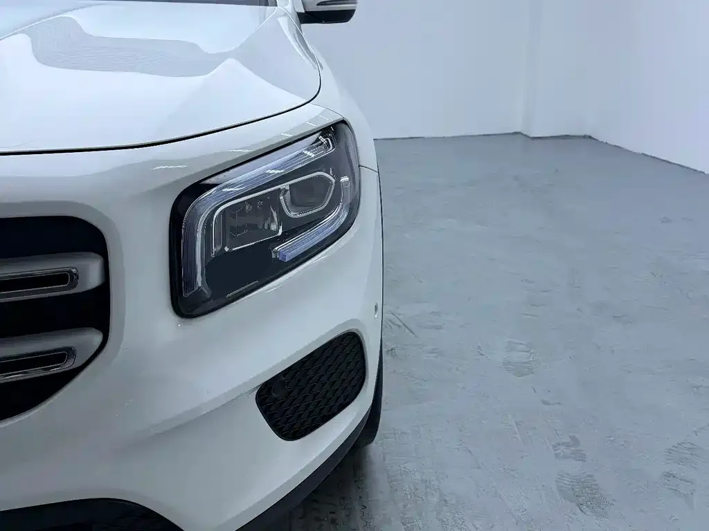 Mercedes-Benz GLB 2021 из CN, фото 8