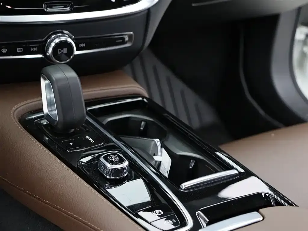 [object Object] S60 PHEV 2022 из CN, фото 9