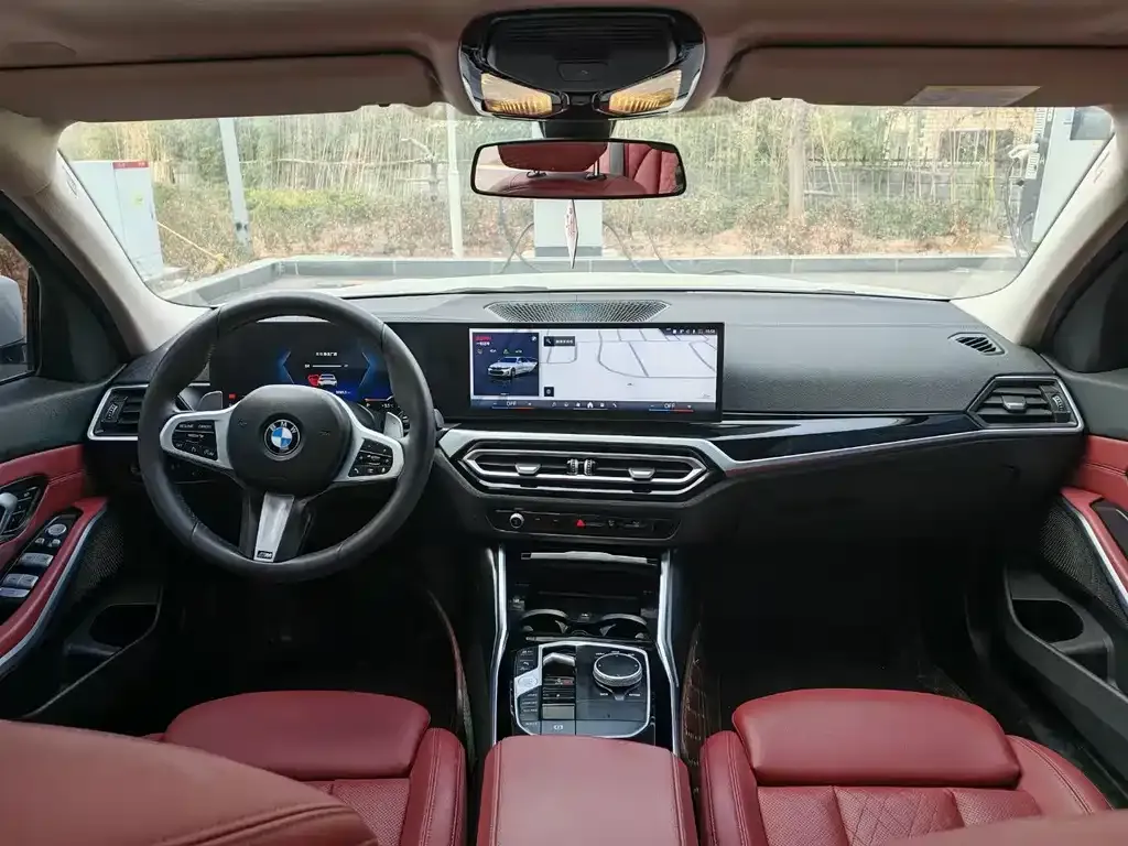 BMW 3 Series 2024 из CN, фото 2