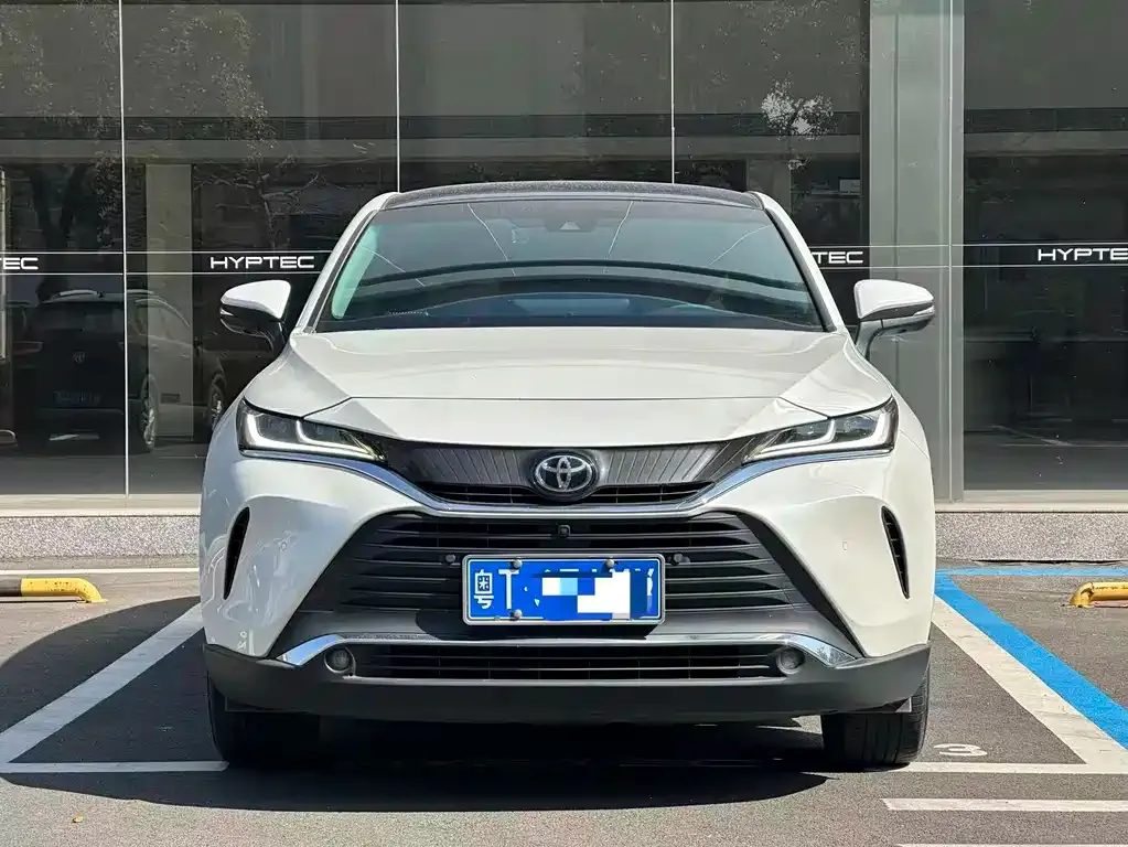 Toyota Harrier — фото 7