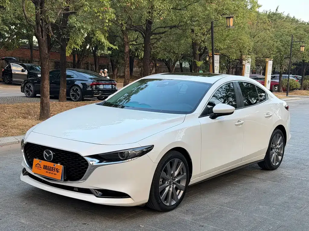 Mazda 3 Axela 2023 из CN, фото 3