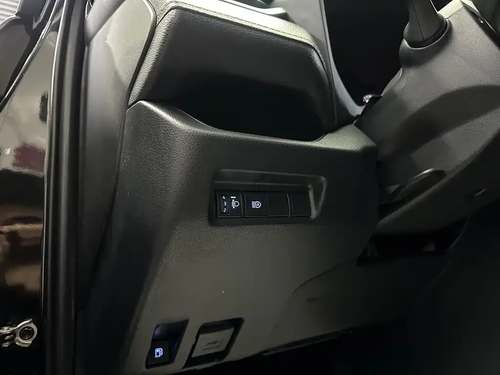 Toyota Wildlander 2021 из CN, фото 5