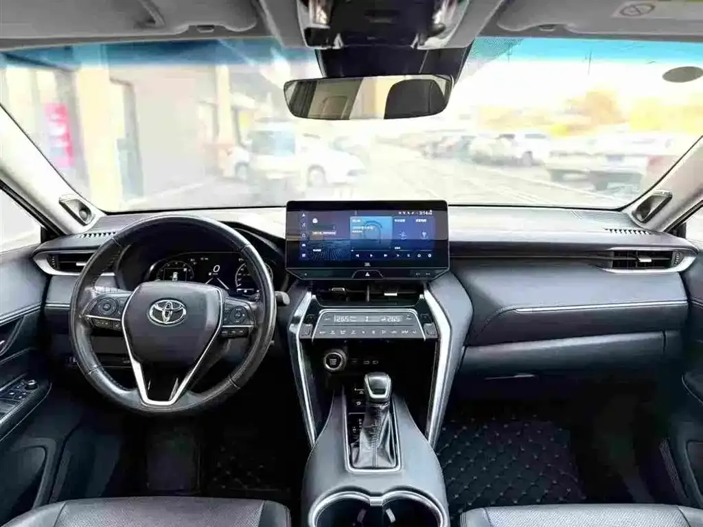 Toyota Venza — фото 7