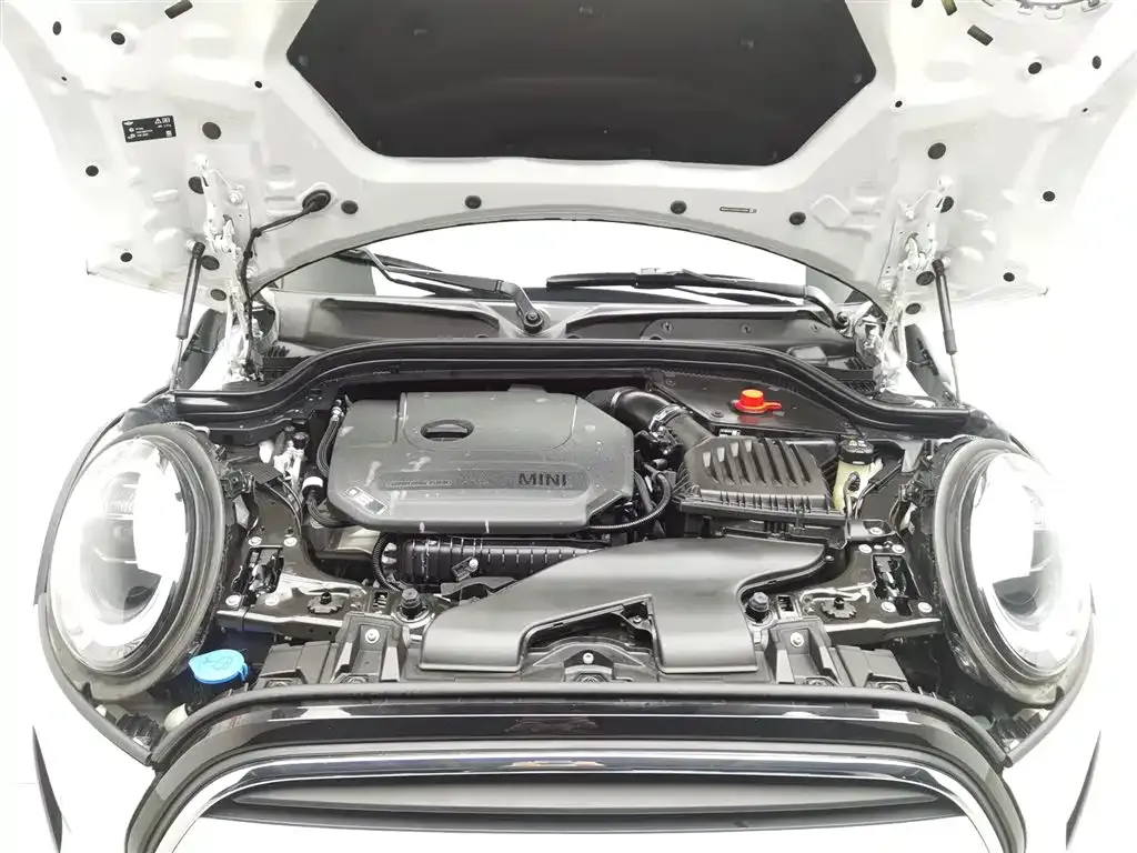 MINI Cooper (3-door) 2024 из CN, фото 9