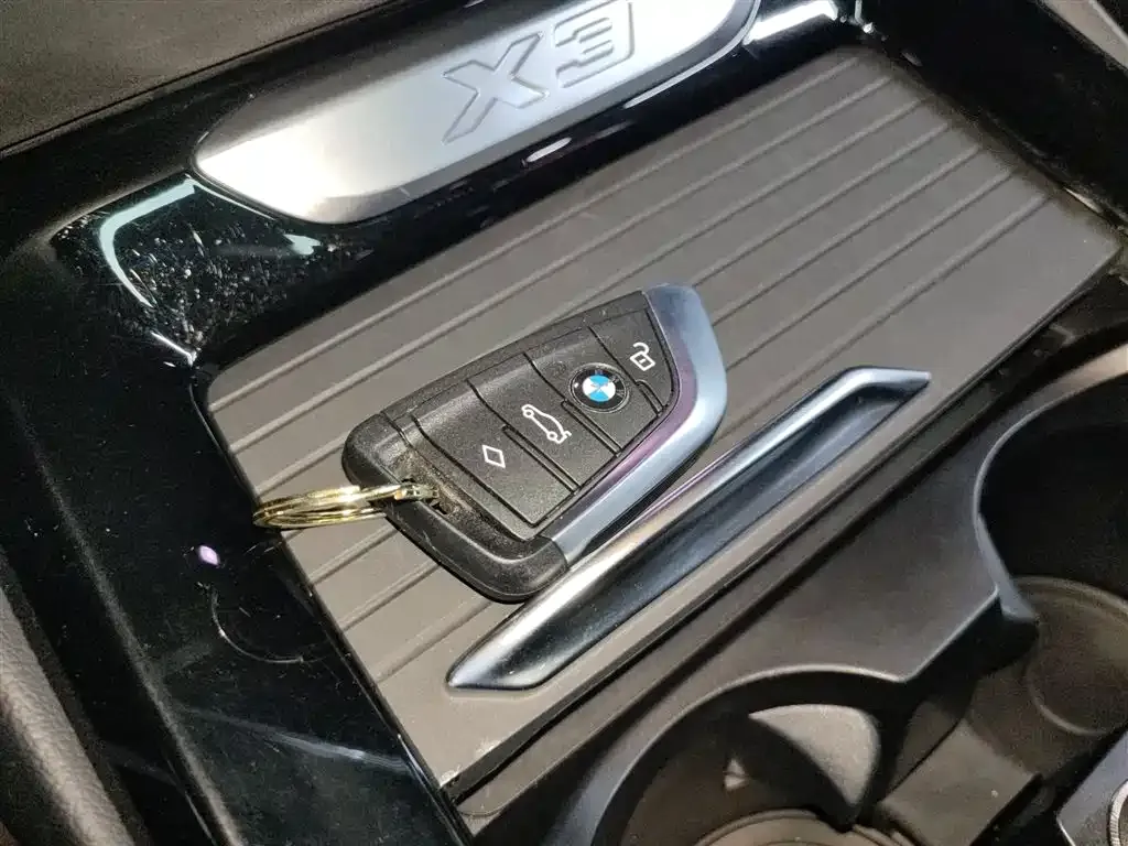 BMW X3 2023 из CN, фото 2