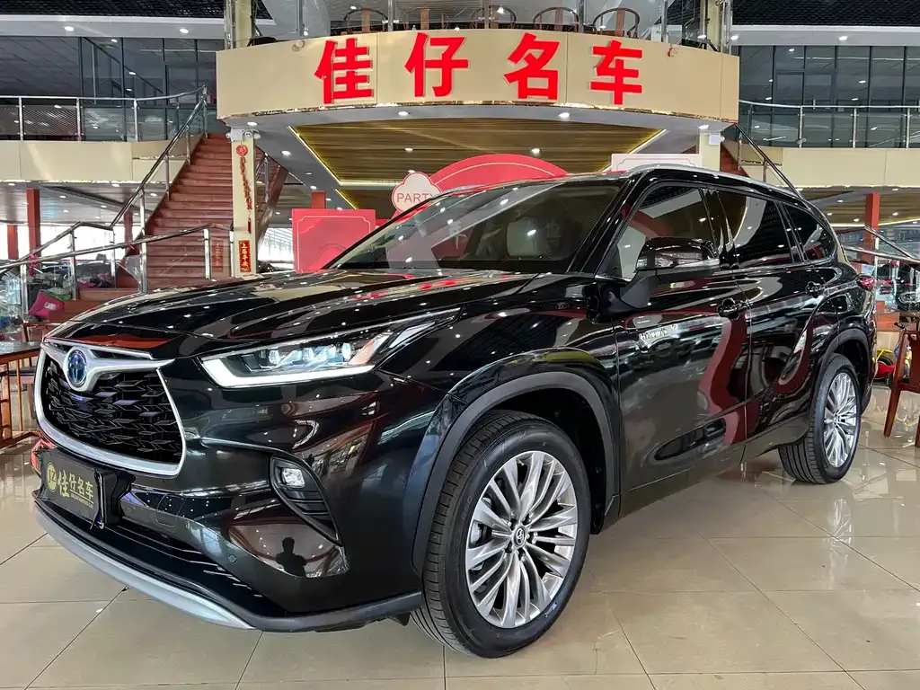 Toyota Highlander 2022 из CN, фото 1