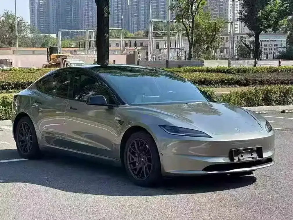 Tesla Model 3 — фото 6