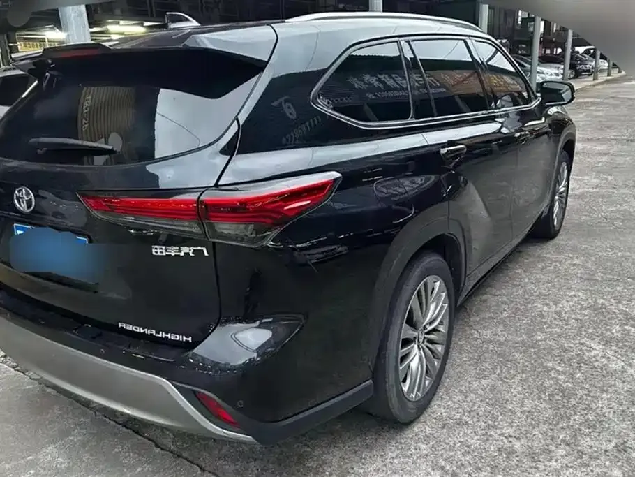 Toyota Highlander 2022 из CN, фото 10