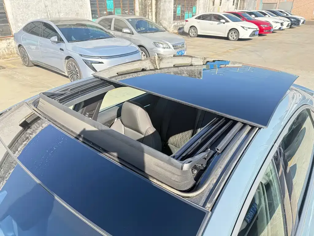Audi A3 2023 из CN, фото 3