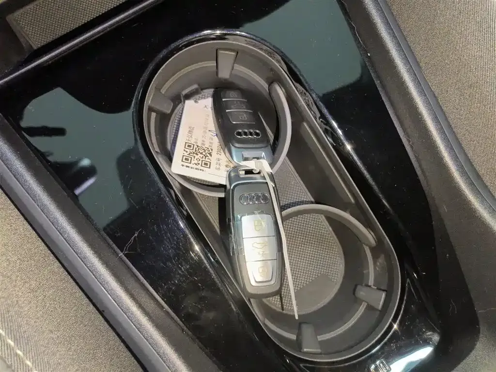Audi Q4 e-tron 2024 из CN, фото 9